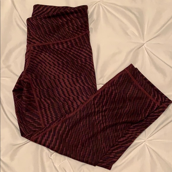 Lululemon Crop Leggings - Picture 1 of 3